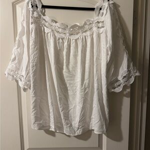 Elegant White Lace Trim Women's Top
